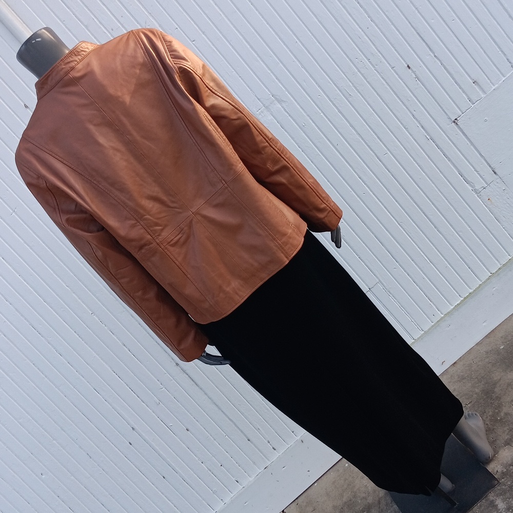 JESSICA LONDON GENUINE LEATHER FULL ZIP LUX JACKET (Pakistan) - Picture 15 of 17